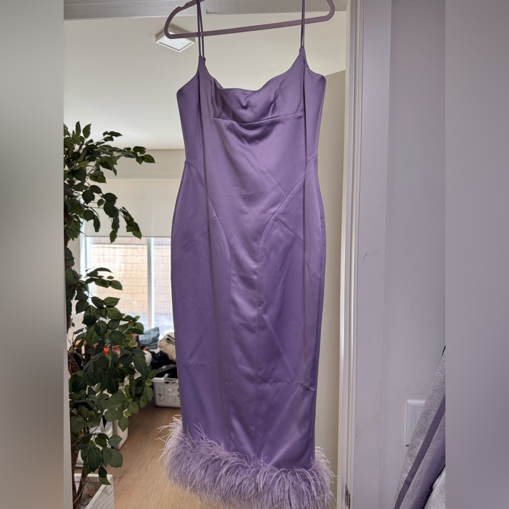 House of CB Helena Orchid Midi Feather Trim Dress - NWT - L+ - Picture 3 of 4